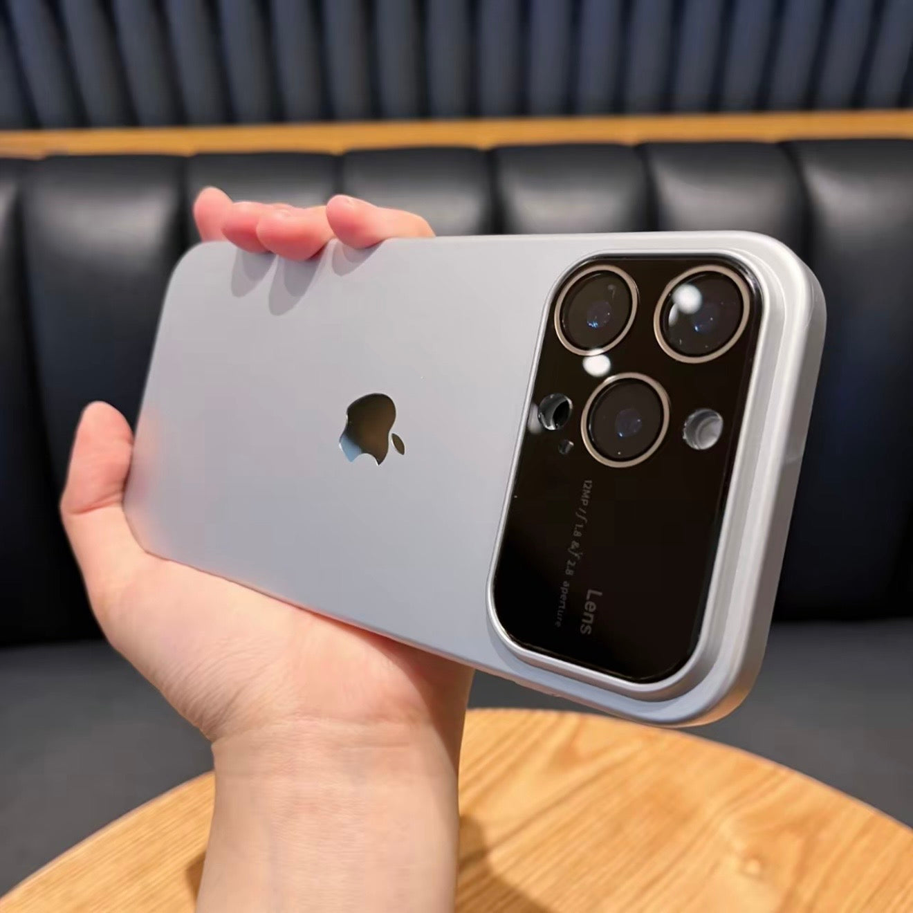 Compatible quick-change iPhone 17 caseko