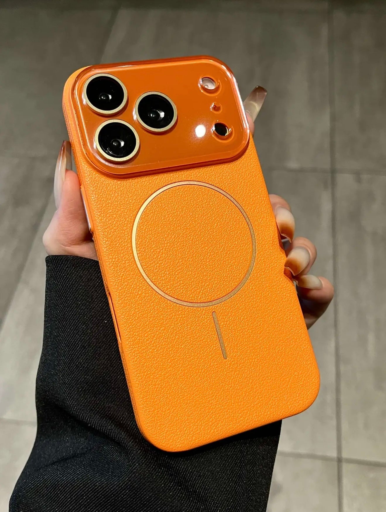 MagSafe Crystal Litchi Grain Case