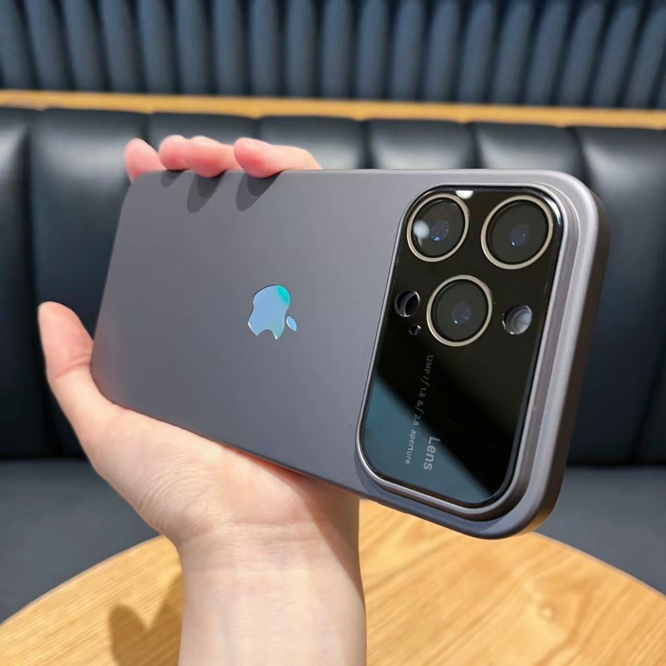 Compatible quick-change iPhone 17 caseko